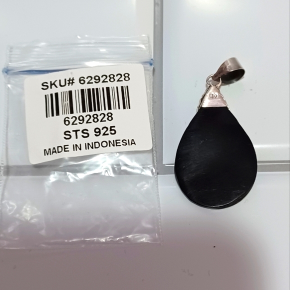 Abalone Shell Pendant in Sterling Silver - Picture 4 of 4